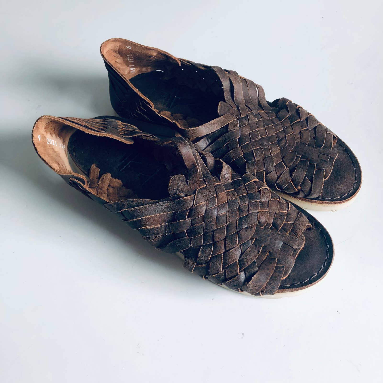 45 Brand X Huarache Sandal Weathered Nubuck Leather 9